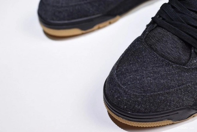 Levi's 'black' Air AO2571-001 4 Jordan x 0808